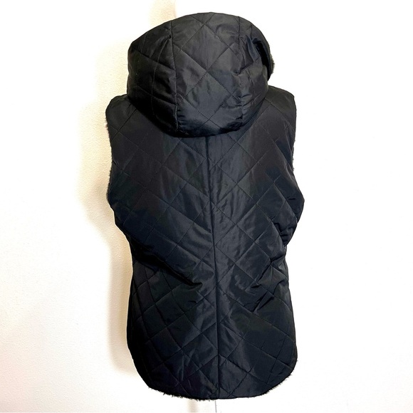 Kristen Blake Reversible Faux Fur Hooded Vest
Brown Black M Plush Warmth Cozy - Picture 8 of 12